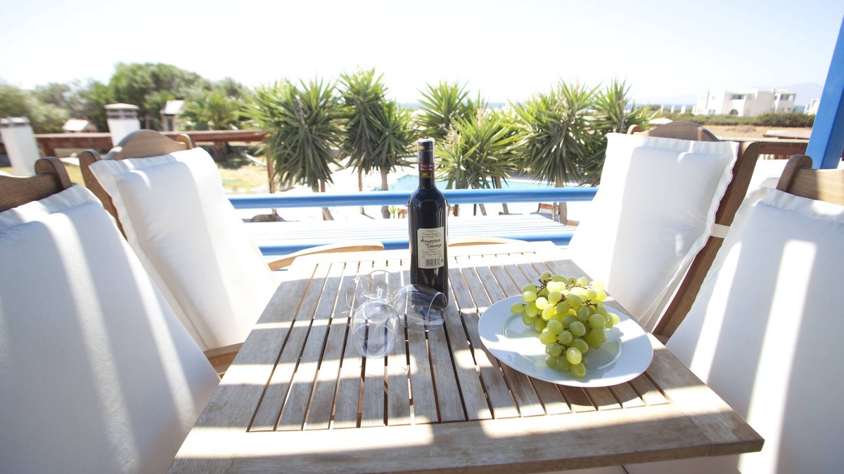 Naxos House | Aeraki Studios & Apartments