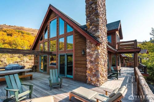 Aerie House | Aerie Alcove Lodge With Private Hot Tub & Sauna!