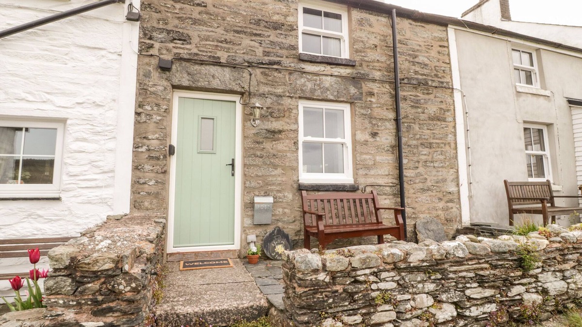 Penmachno Cottage | AFALLON, family friendly, character holiday cottage in Penmachno