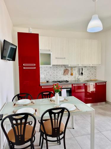 Marina di Patti Apartment | Affacciati sulle Eolie Appartamenti sul Lungomare Patti Marina