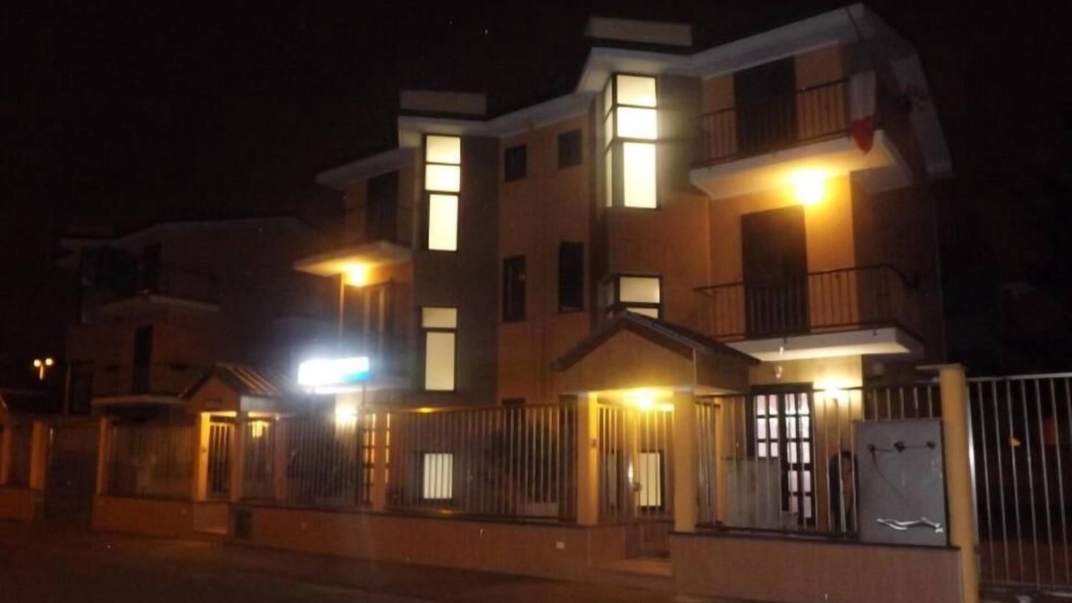 Pelucca - Villaggio Falck House | AFFITTACAMEREPONE