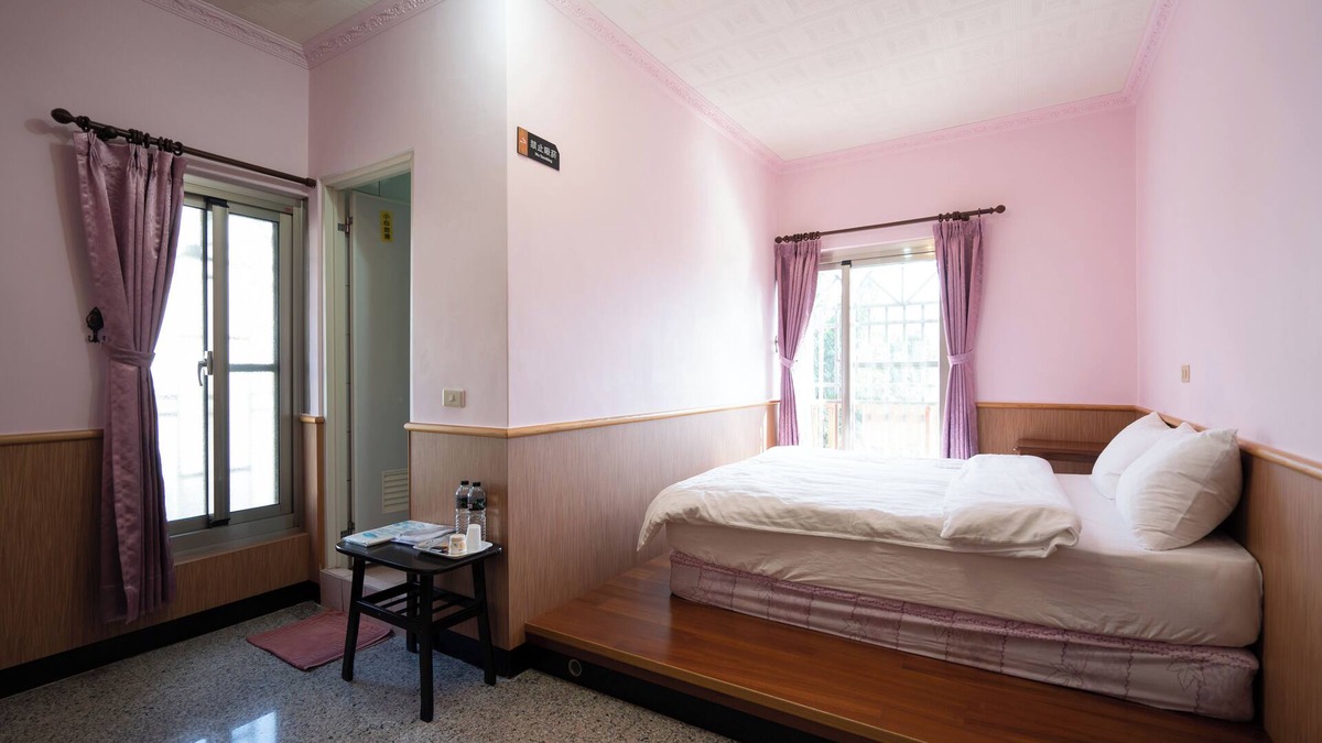 Alishan House | Affordable Double Room near Alishan
