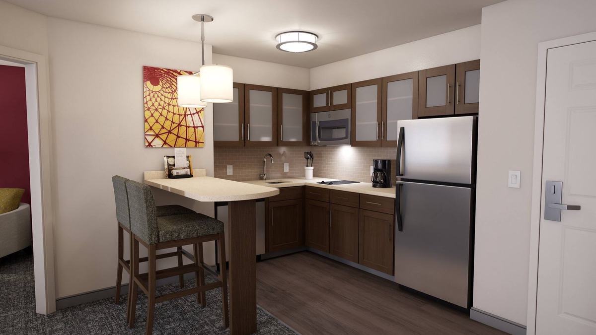 Vero Beach South Condo | Affordable Suite in Vero Beach | Shared Outdoor Pool + Air-Conditioning