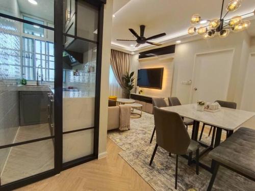 Pusat Komersil Lee Ling Apartment | Afida Homestay Metrocity Kuching