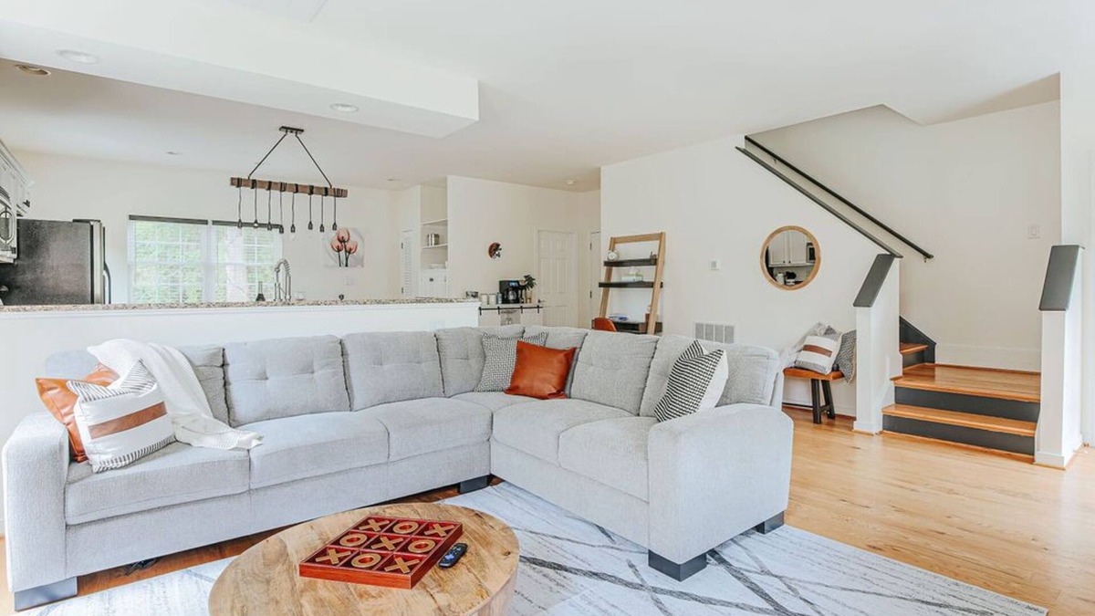 Afton House | Afton Bliss: Sleeps 10 on 151 with Game Room