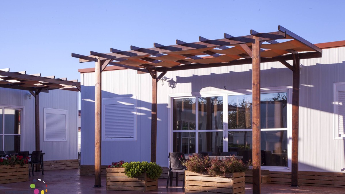 Pujaire House | agate 1