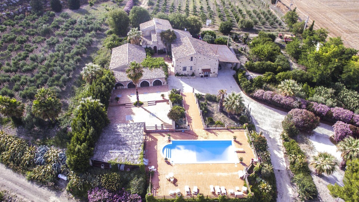 Campobello di Licata House | Agriturismo Baglio Làuria
