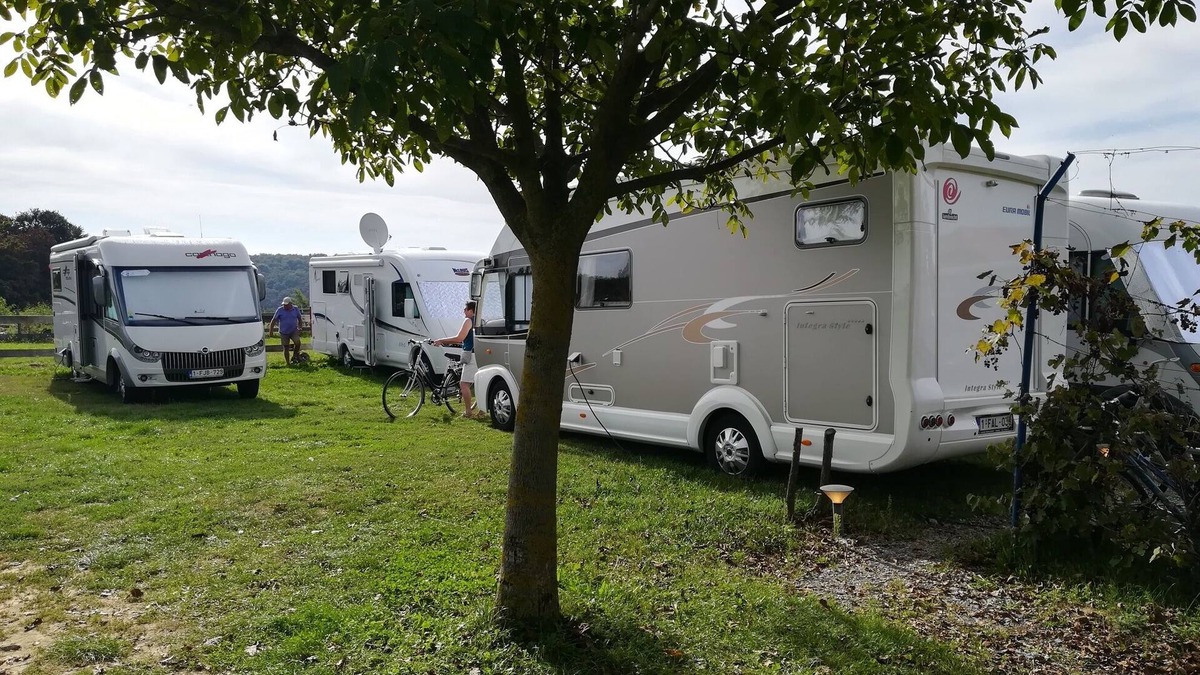 Leticani House | Agrotourism Vinia