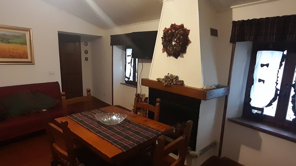 Piancastagnaio Apartment | Ai piedi del Monte Amiata, caratteristico Borgo Medioevale