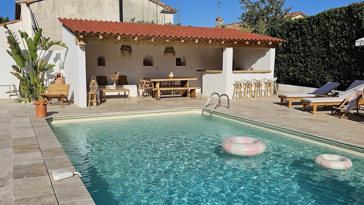 Carnoux-en-Provence House | Air-conditioned house near Cassis