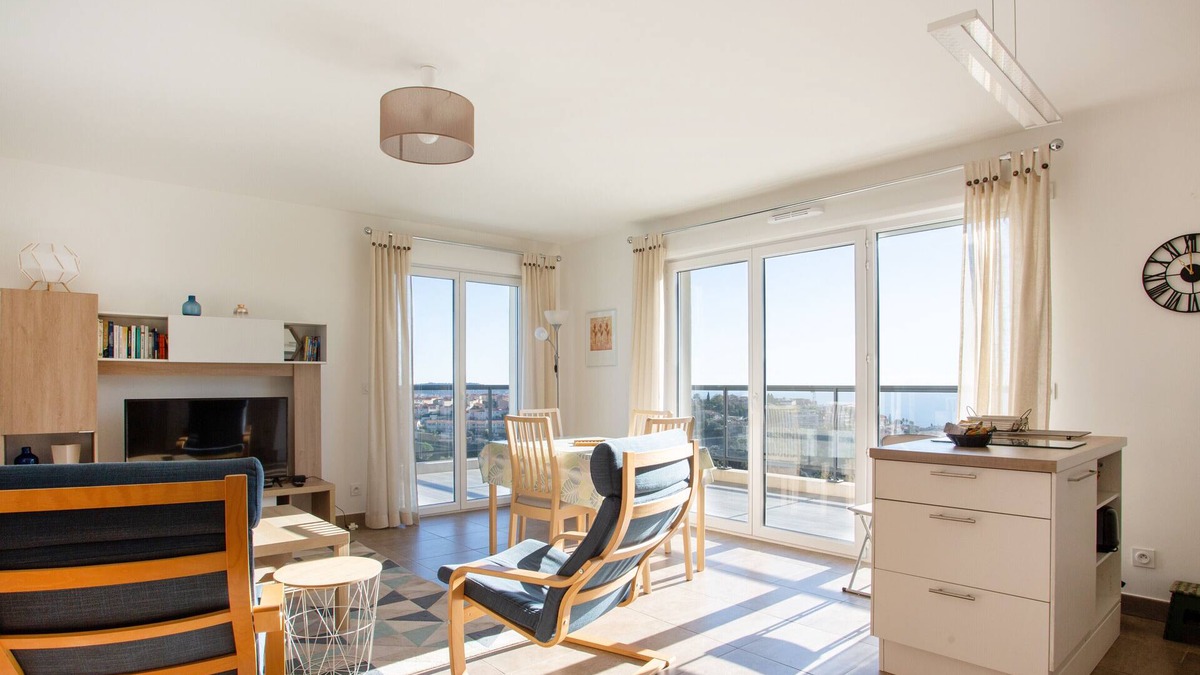 Saint Antoine Condo | Air-conditioned apartment with pool, garage in a luxury residence