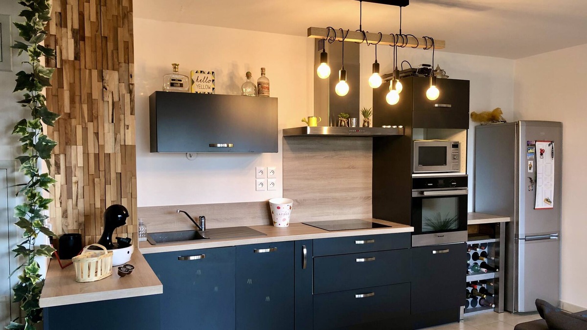 Alenya Apartment | Air-conditioned, bright and secure apartment 5 minutes from the beach!