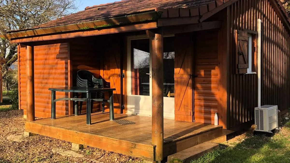 Rocamadour Ski Chalet | Air-conditioned Forest Chalets (30m²) sleeps 4
