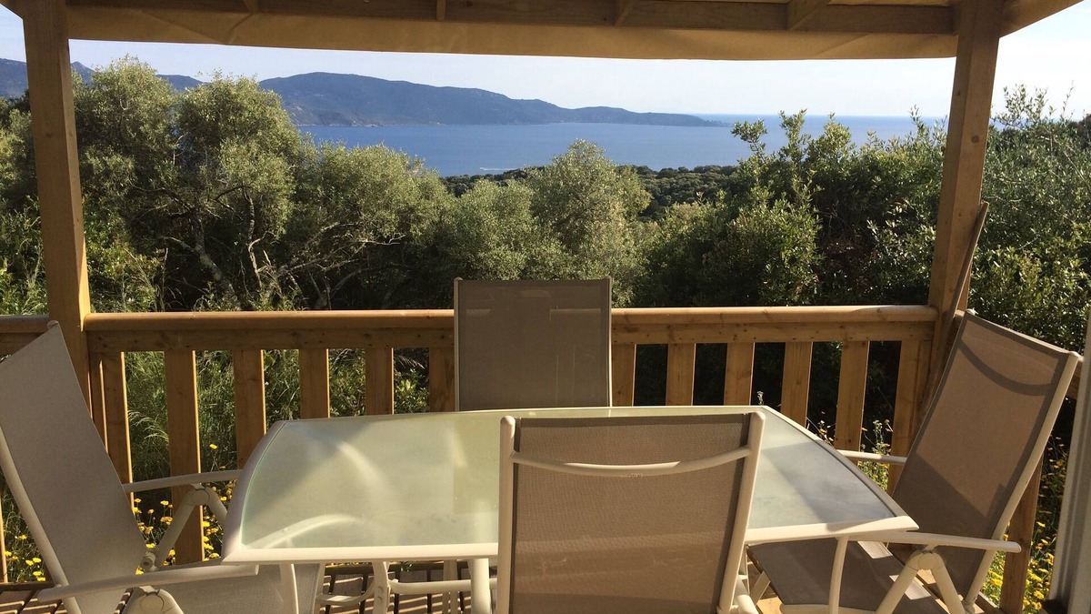 Olmeto House | Air-conditioned mobile home facing the Gulf of Valinco 10 minutes from the beach