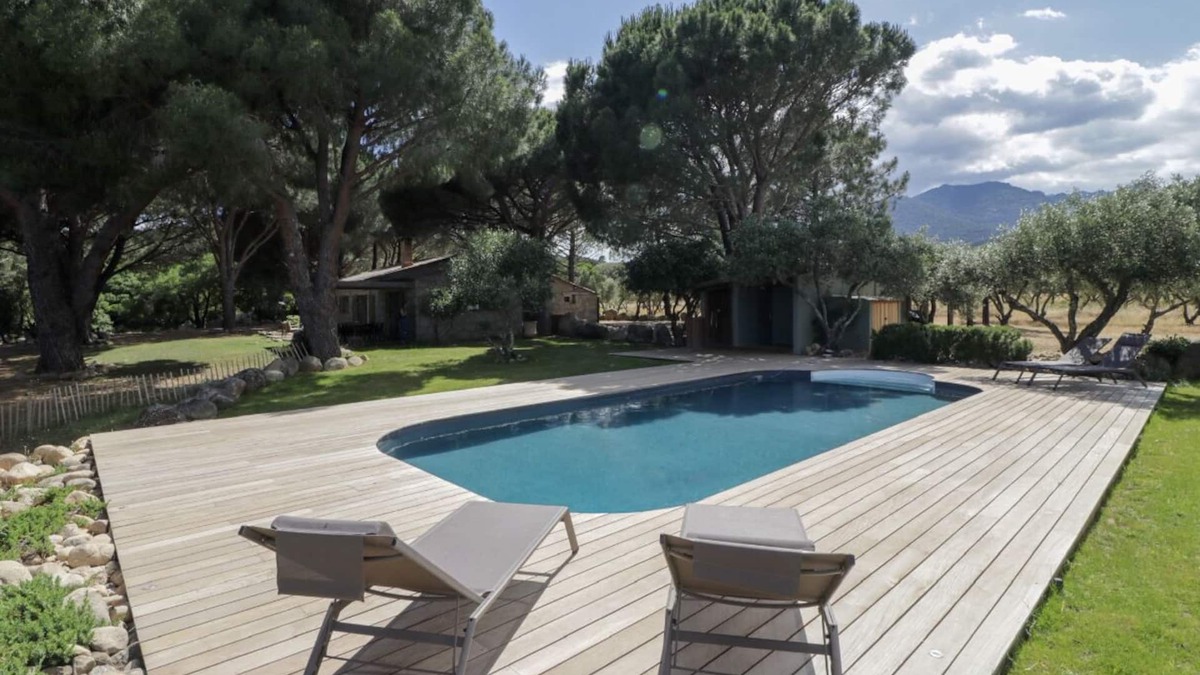 Porto-Vecchio Villa | Air-conditioned stone villa with heated pool + town center parking space