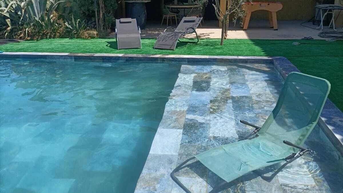 Le Pouget Villa | Air-conditioned villa with large swimming pool