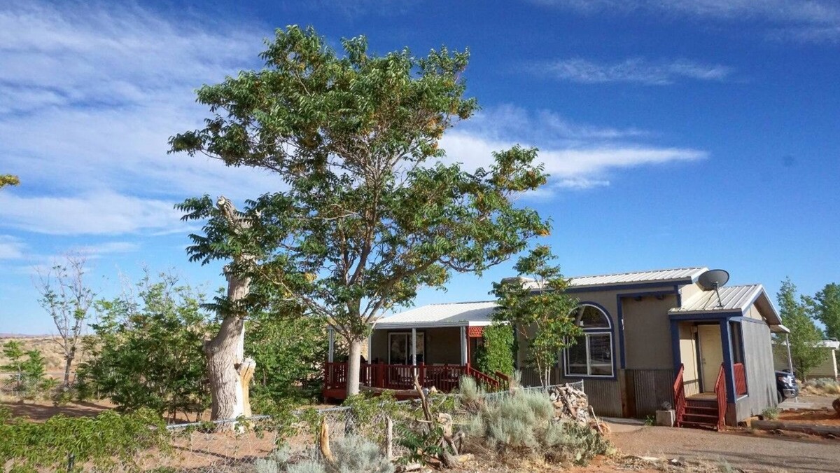 Ticaboo House | Air Conditioning, Close to Lake Powell & Bullfrog Marina, OHV Trails near home