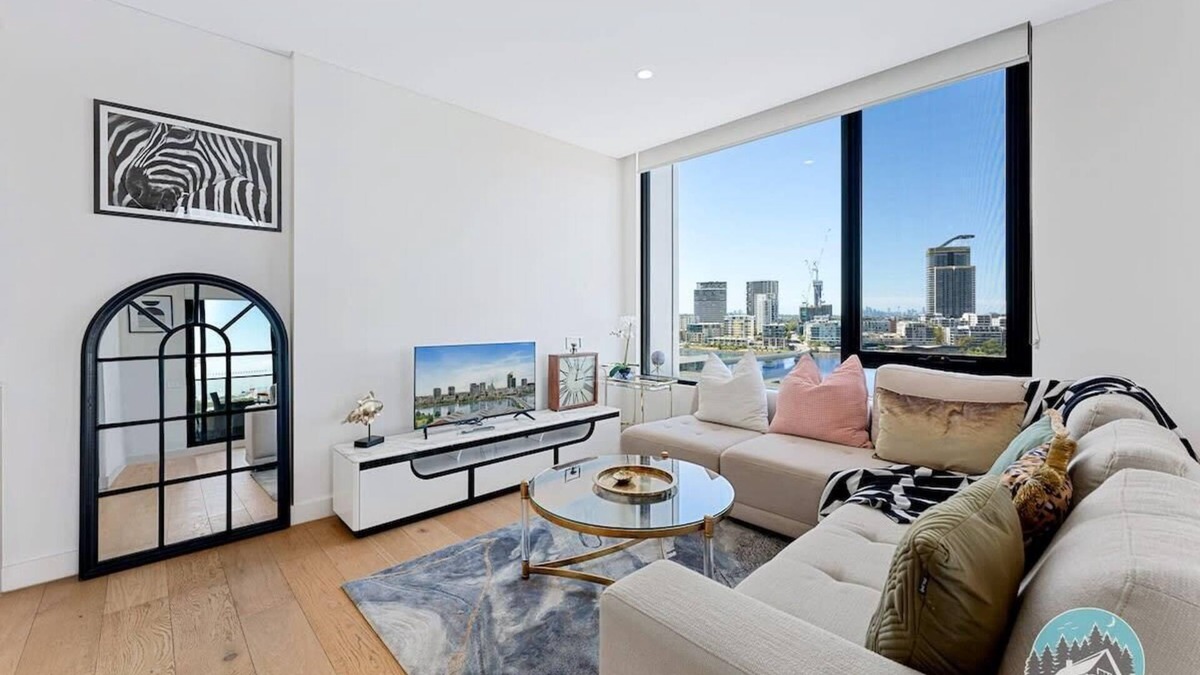 Wentworth Point Apartment | Aircabin - Wentworth Point - Stylish Cozy - 2 Beds