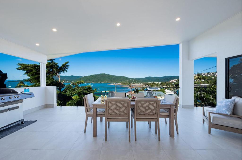 Airlie Beach House | Airlie Bay View