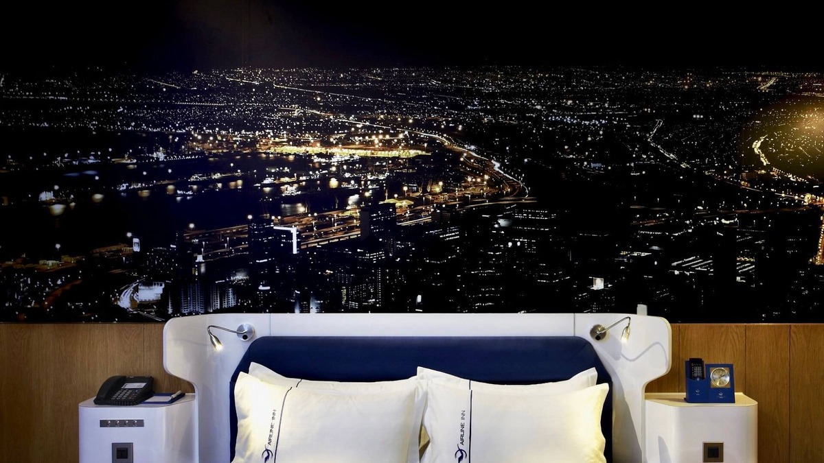 West District Hotel | Airline lnn Green Park Way