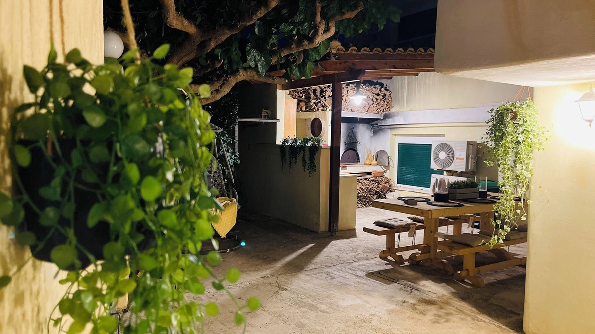 Spata-Artemida House | Airport Cottage House