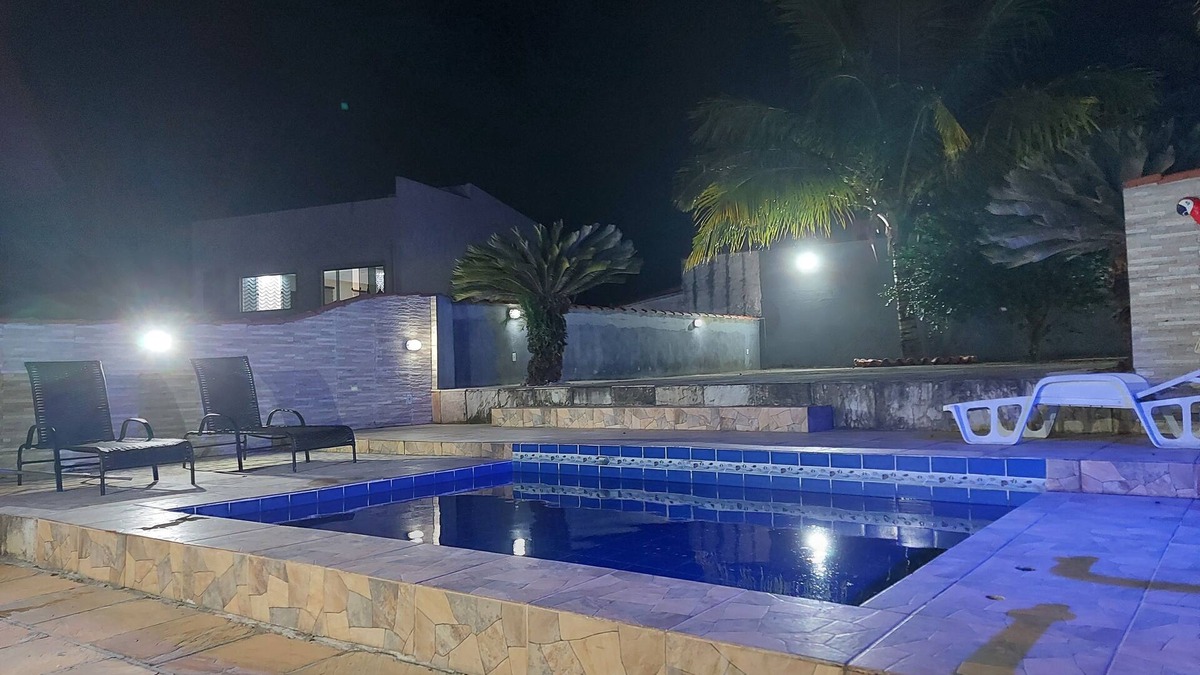 Iguaba Grande House | Airy house with pool and large outdoor area