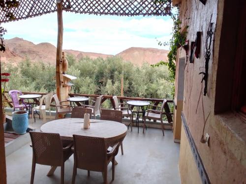 Bou Tharar Hotel | Ait Sedrate Tourism Cooperative Hotel