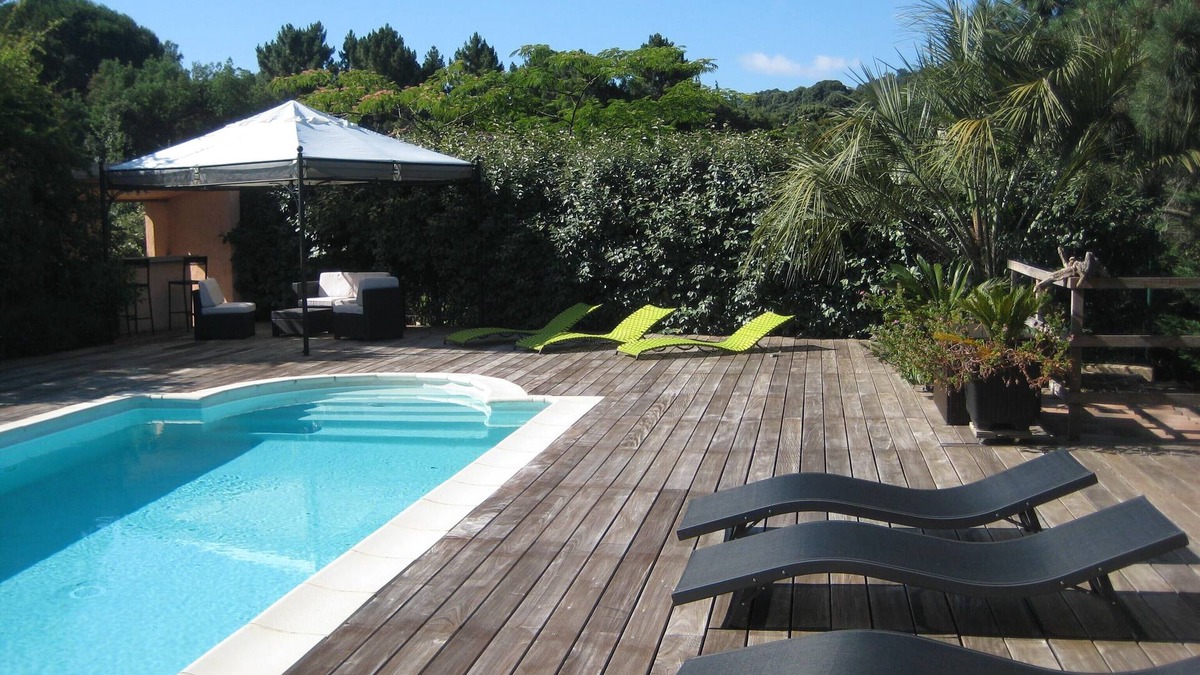 Alata Apartment | Ajaccio Rental apartment in villa 2 to 4 Pers Swimming pool Parking
