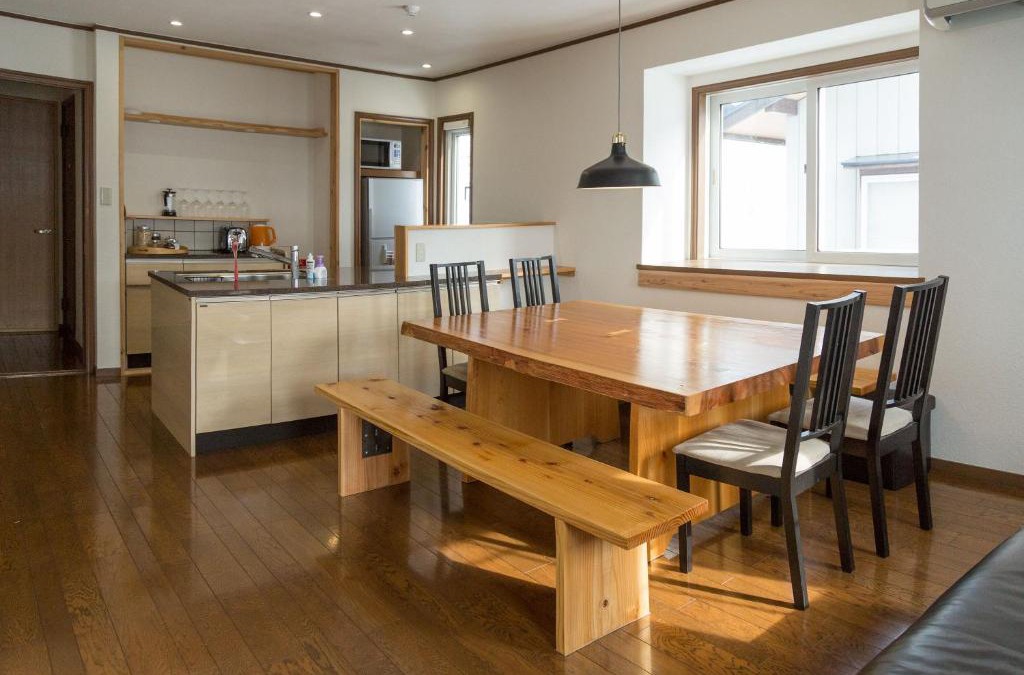Nozawaonsen Apartment | Akari House Swiss Bakery
