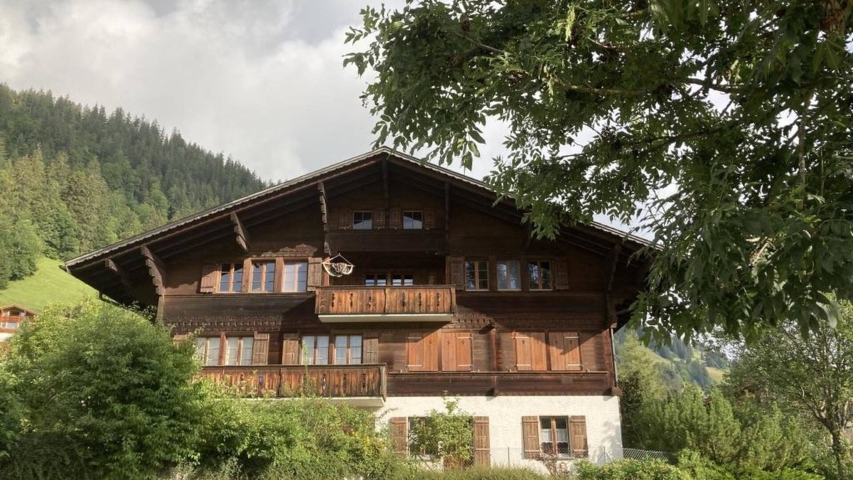 Zweisimmen Apartment | Akelei (gross) by Interhome