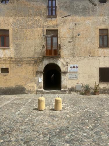 Fiumefreddo Bruzio House | Al Castello Apartment