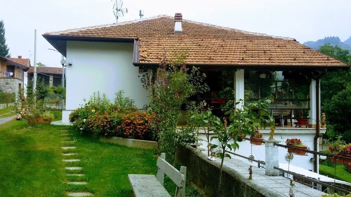 Azzio House | AL CIOS VACATION HOME FOR A RELAXING VACATION IN THE GREEN OF NATURE