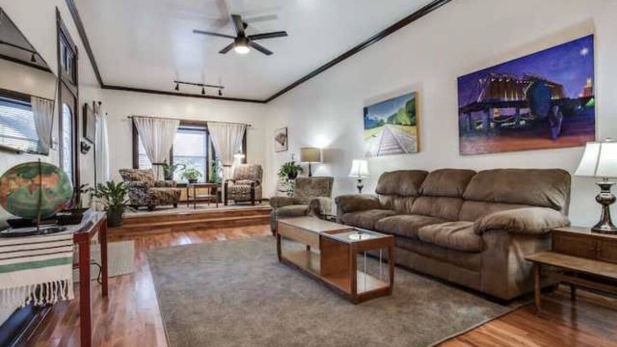 Denver Heights House | Alamo City Former Library Historic Home, Parking, BBQ, Firepit, Gated Side-Yards
