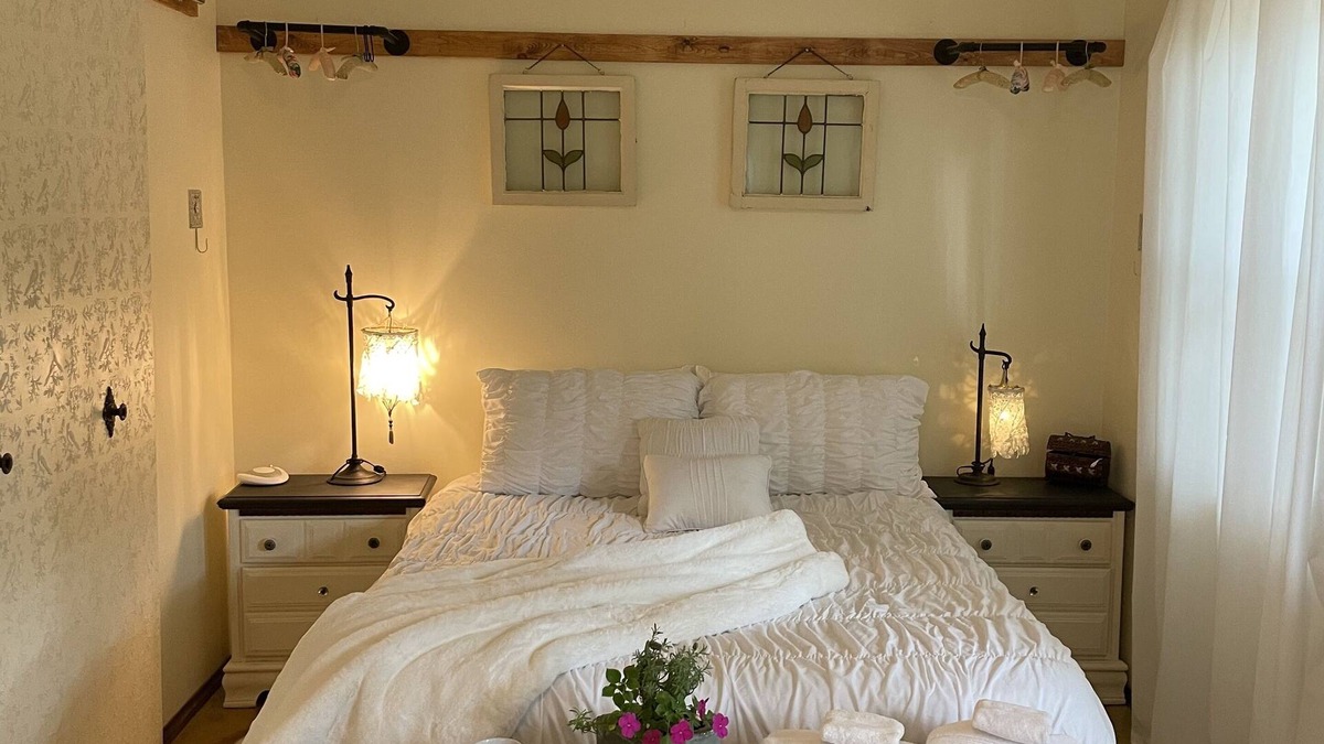 Fredericksburg Cottage | Alamo Springs Country Cottages in Fredericksburg Texas. Cottage #1 Adaline