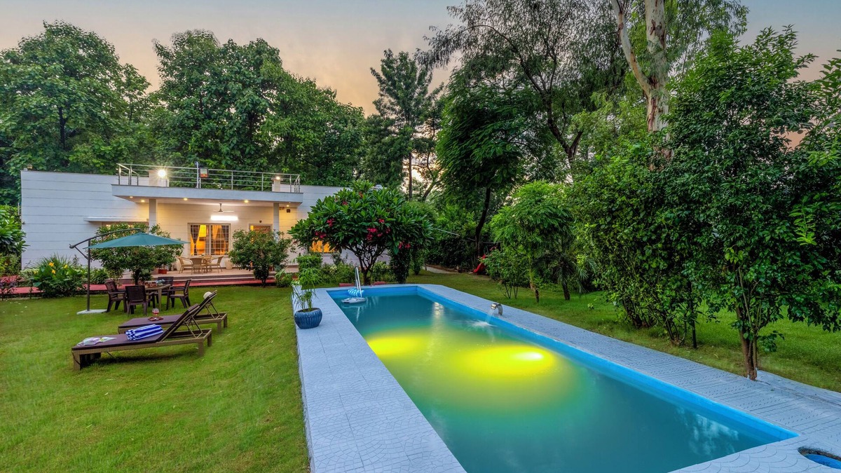 New Delhi Villa | Alaya Stays 3 BHK with Pvt Pool-Daffodil