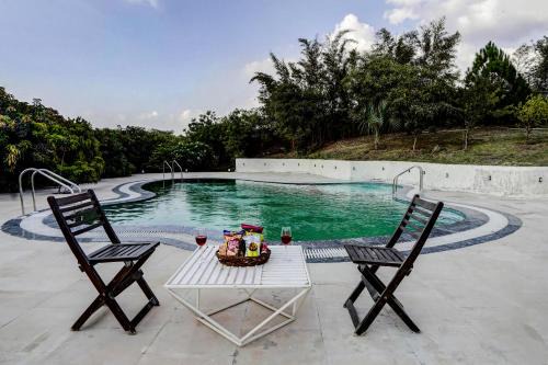 Gurugram Villa | Alaya Stays Fortezza Pet-friendly 6-BHK Farmhouse With Private Pool, Gazebo & Lush Garden