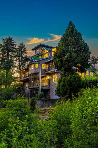 Naldehra Villa | Alaya Stays Hill Top Farmstead Heritage 3 BHK English-Style Villa With Balcony, Gazebo