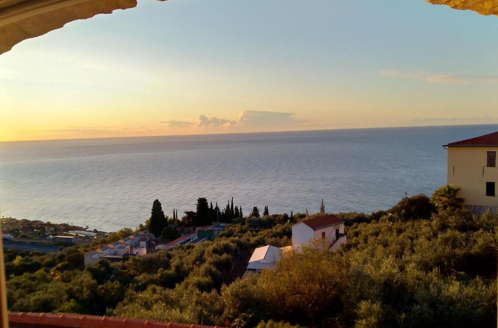 Cipressa Apartment | Albachiara home - vista mare