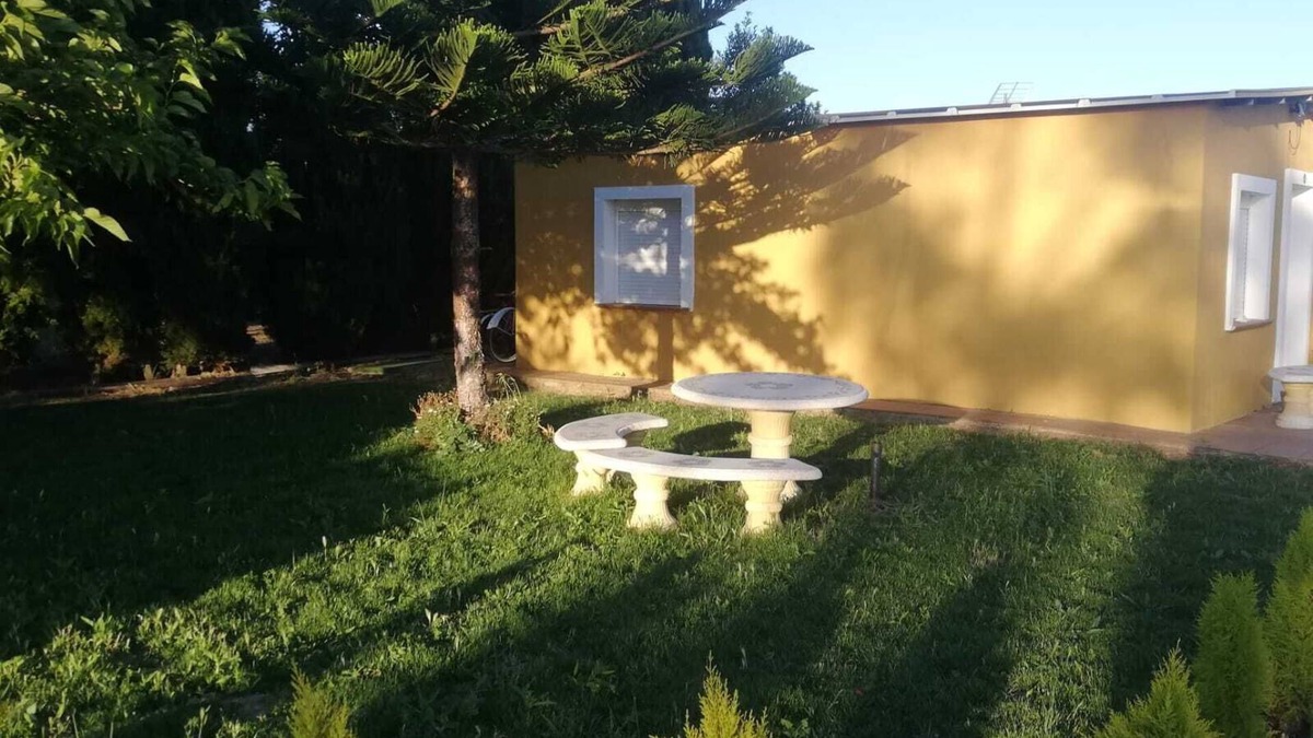 Chipiona House | Albanta House. Country house with huge garden and private pool.