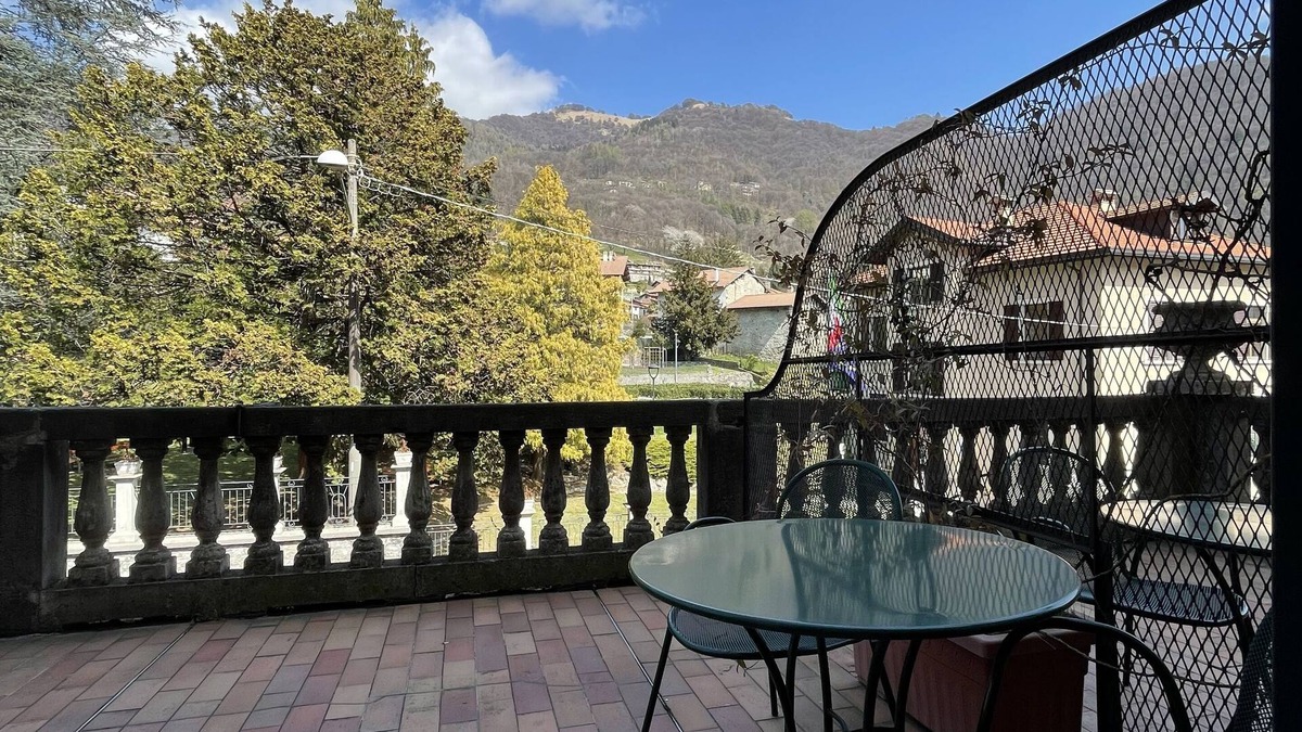 Castiglione d'Intelvi Hotel | Albergo La Torre