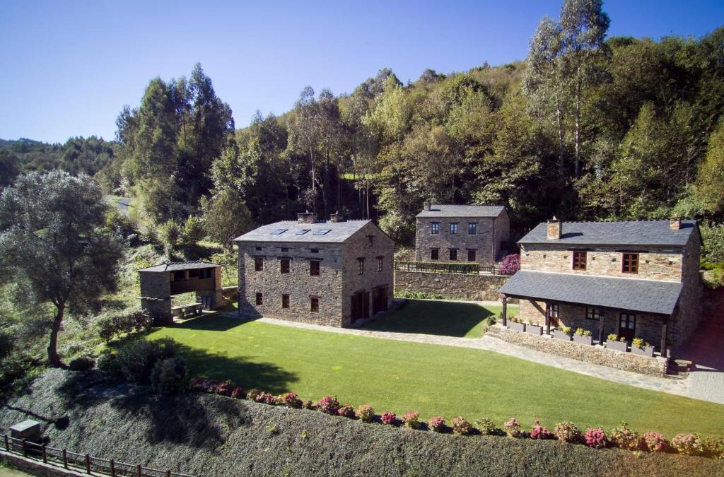 Aldeguer Villa | Aldea Rural y Gastro Restaurante Casona de Labrada