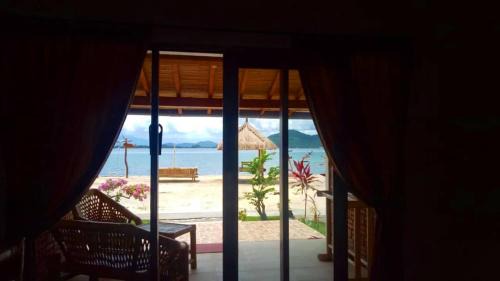 Sekotong Barat Resort | Alden Beach House