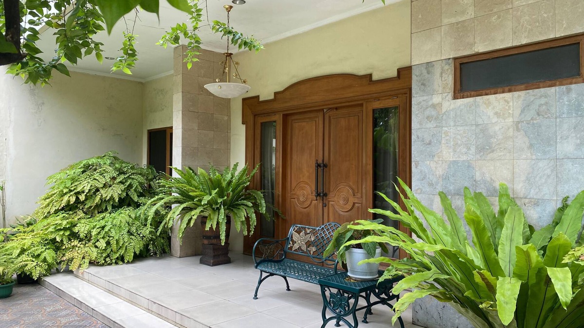 Laweyan House | Aldeoz Villa Ndalem Marwatan Solo