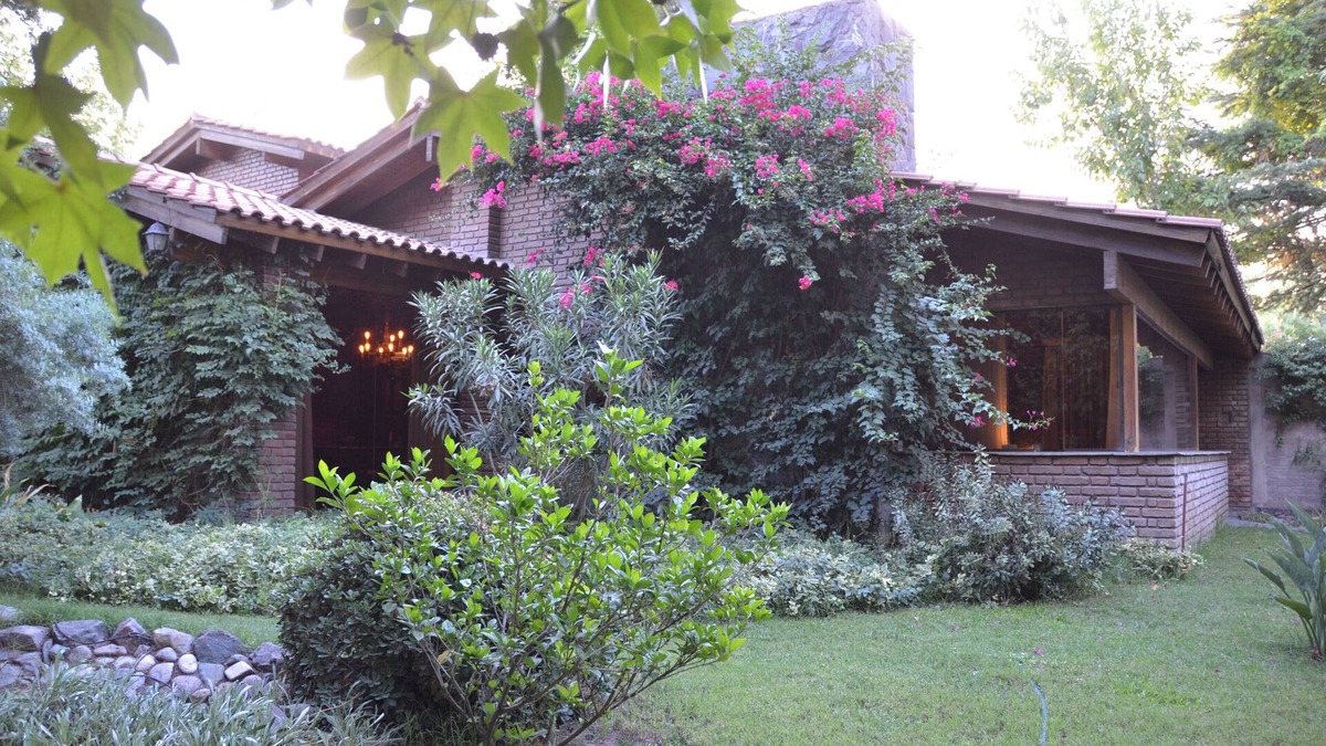 Guaymallen House | Aldila Casa - like your home