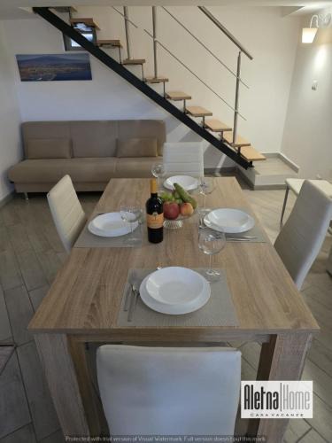 Ragalna House | ALETNA Home