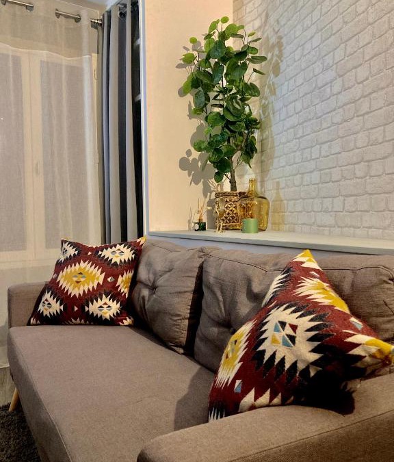 Saint-Ouen-l'Aumone Apartment | Alex Place's