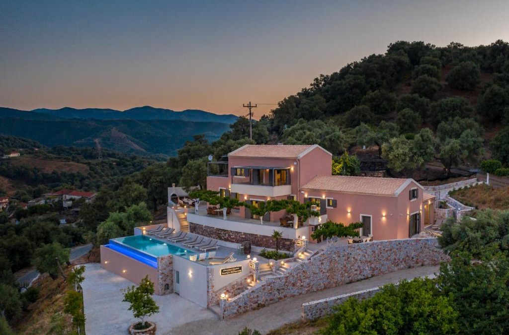 Bapiolos Villa | Alexandras's Mansion