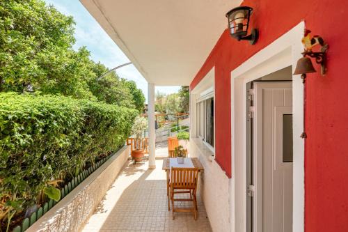 Alges House | Algés Village Casa 2 by Lisbon-Coast vacation