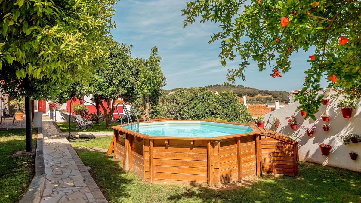 Alges House | Algés Village Casa 4 by Lisbon-Coast vacation