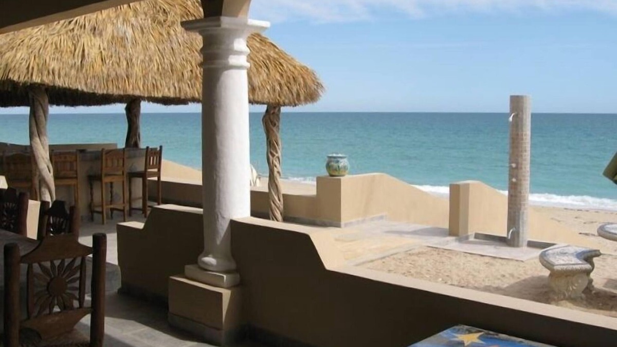 Puerto Penasco House | ALL 4 Master Bedrooms Are Beachfront with King Beds, Remodeled in 2021